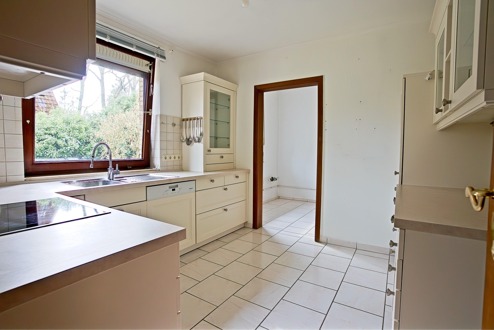 Property thumbnail 14