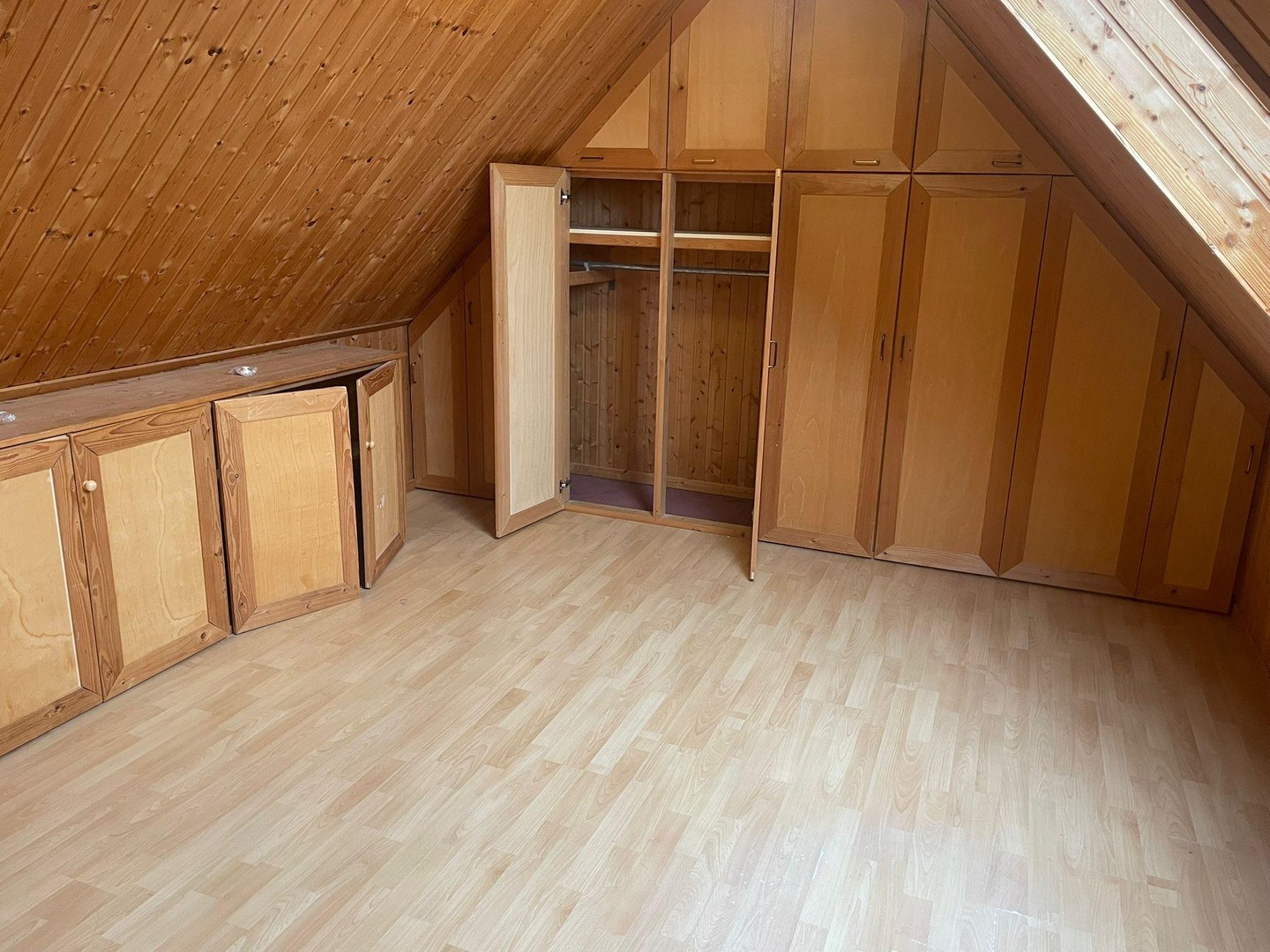 Property thumbnail 8