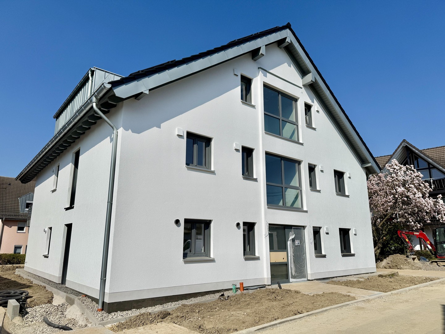 Property thumbnail 2