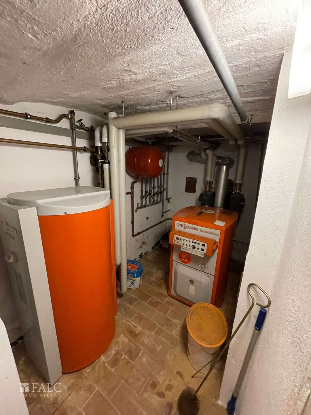 Property thumbnail 11