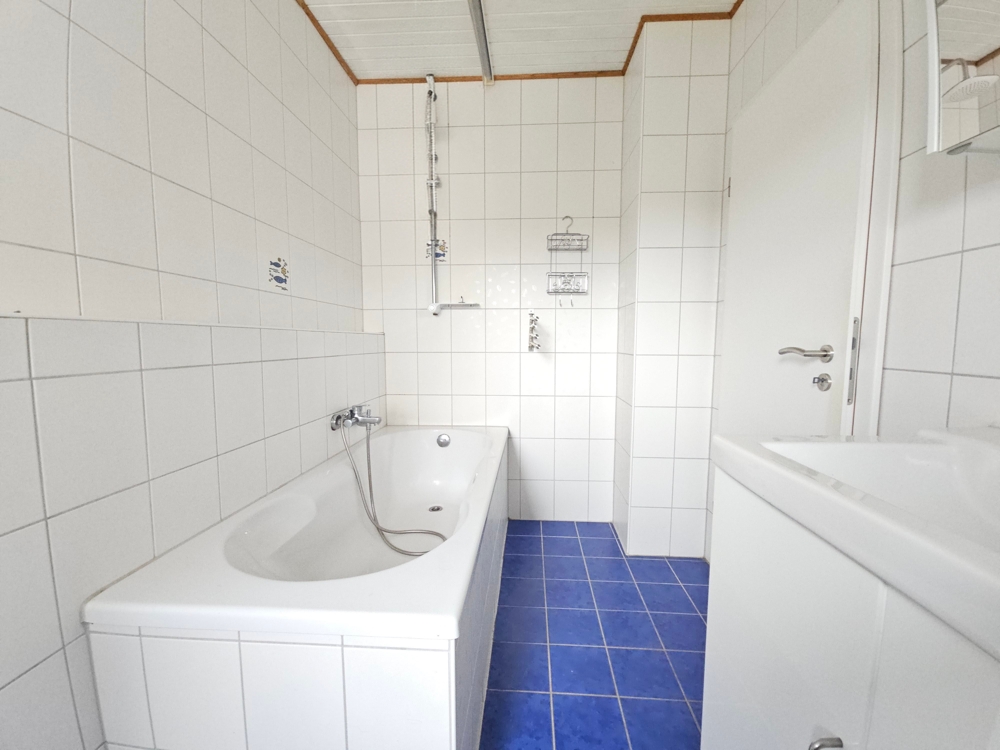 Property thumbnail 12