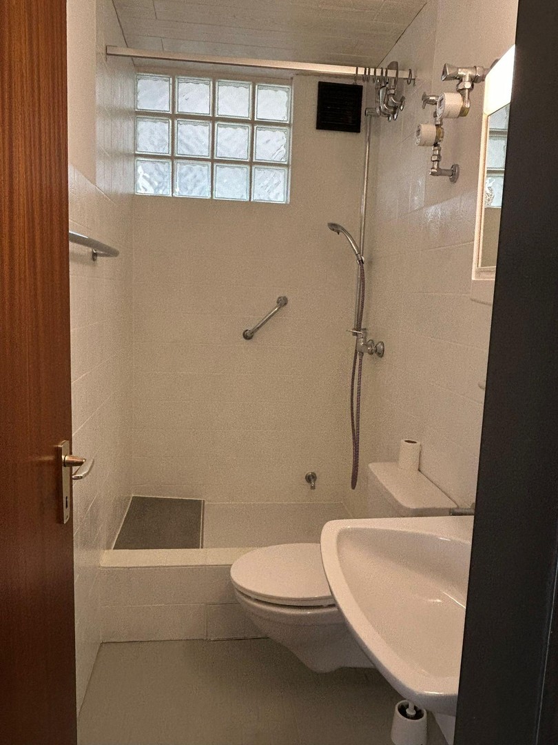 Property thumbnail 8