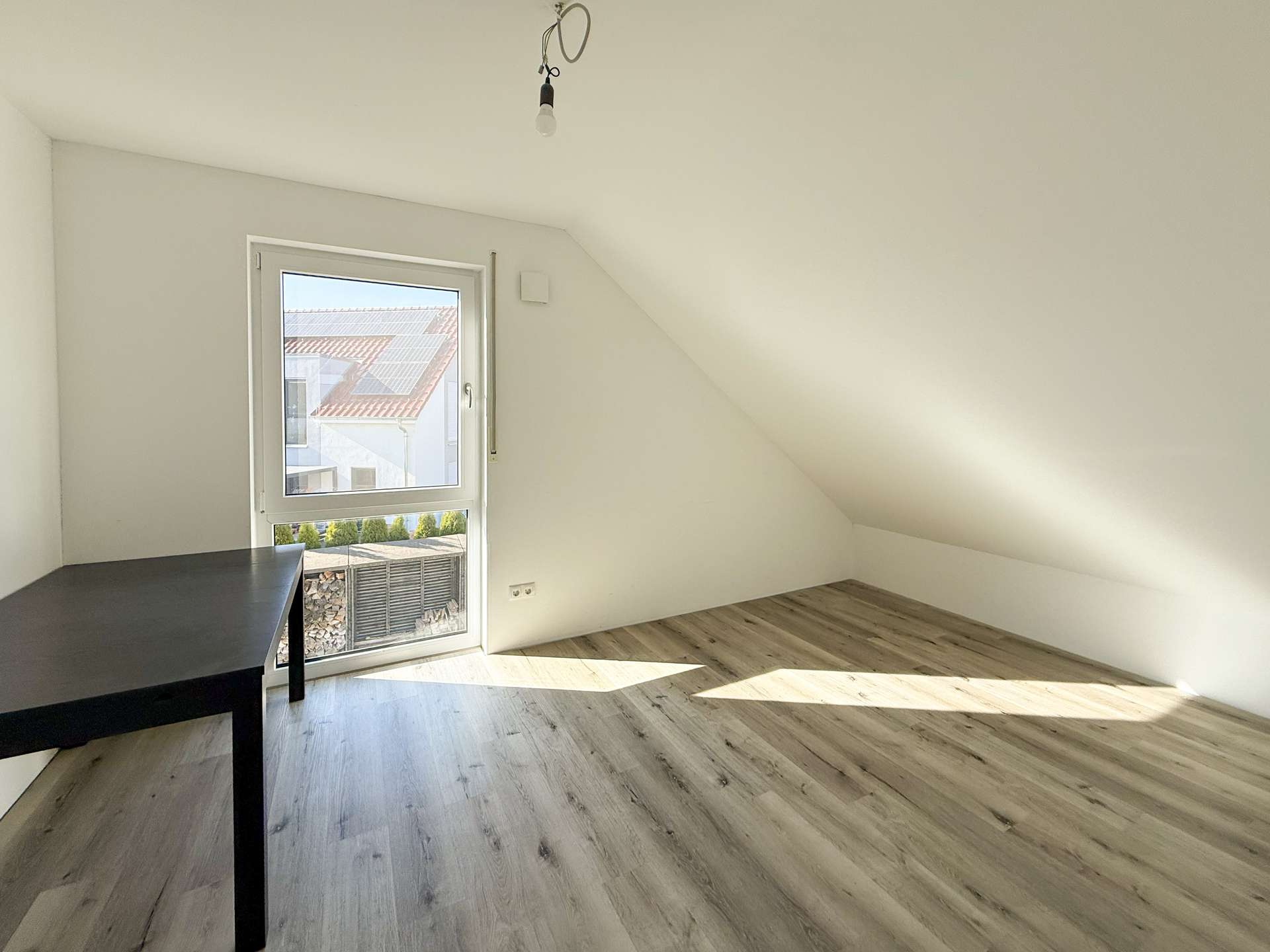 2018 gebaut | Massivhaus | ca. 1000 m² Grundstück | Kamin | Fußbodenheizung | u.v.m. – Schönwölkau – Vorschaubild 11