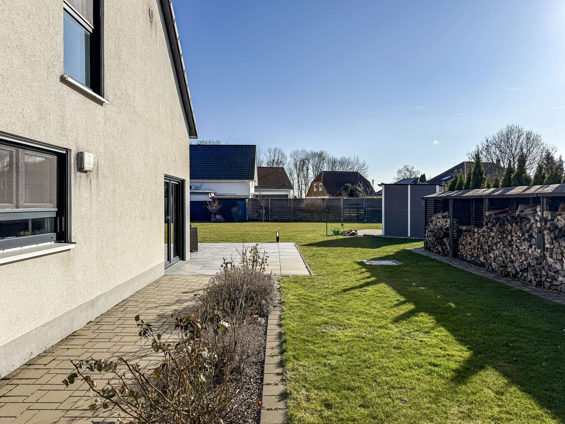 2018 gebaut | Massivhaus | ca. 1000 m² Grundstück | Kamin | Fußbodenheizung | u.v.m. – Schönwölkau – Vorschaubild 24