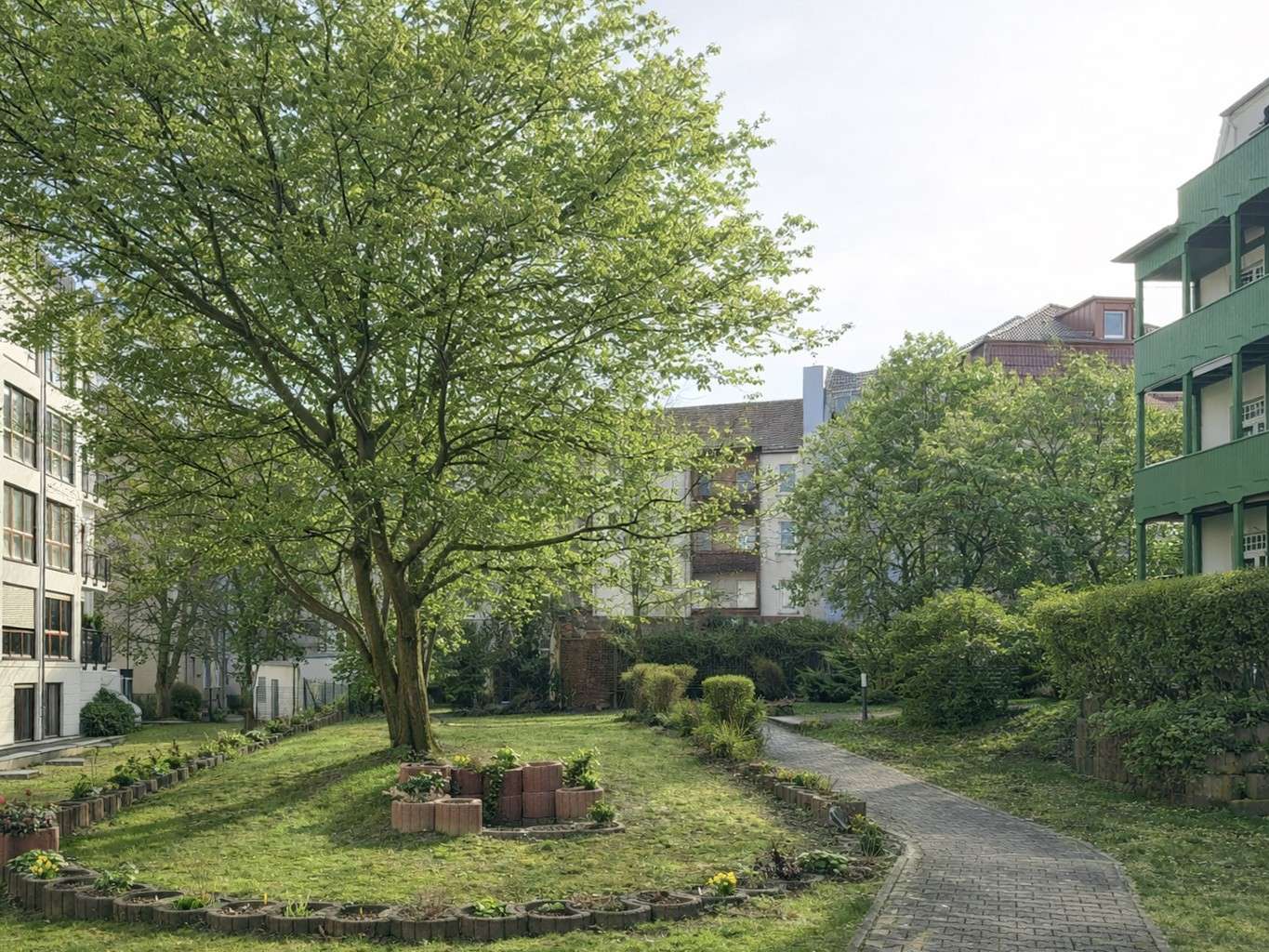 Property thumbnail 3