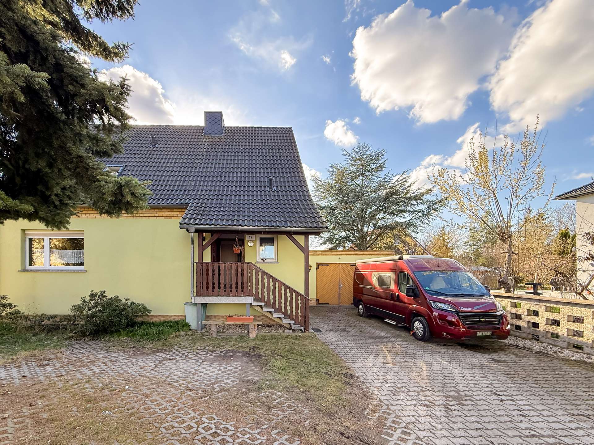 Property thumbnail 2