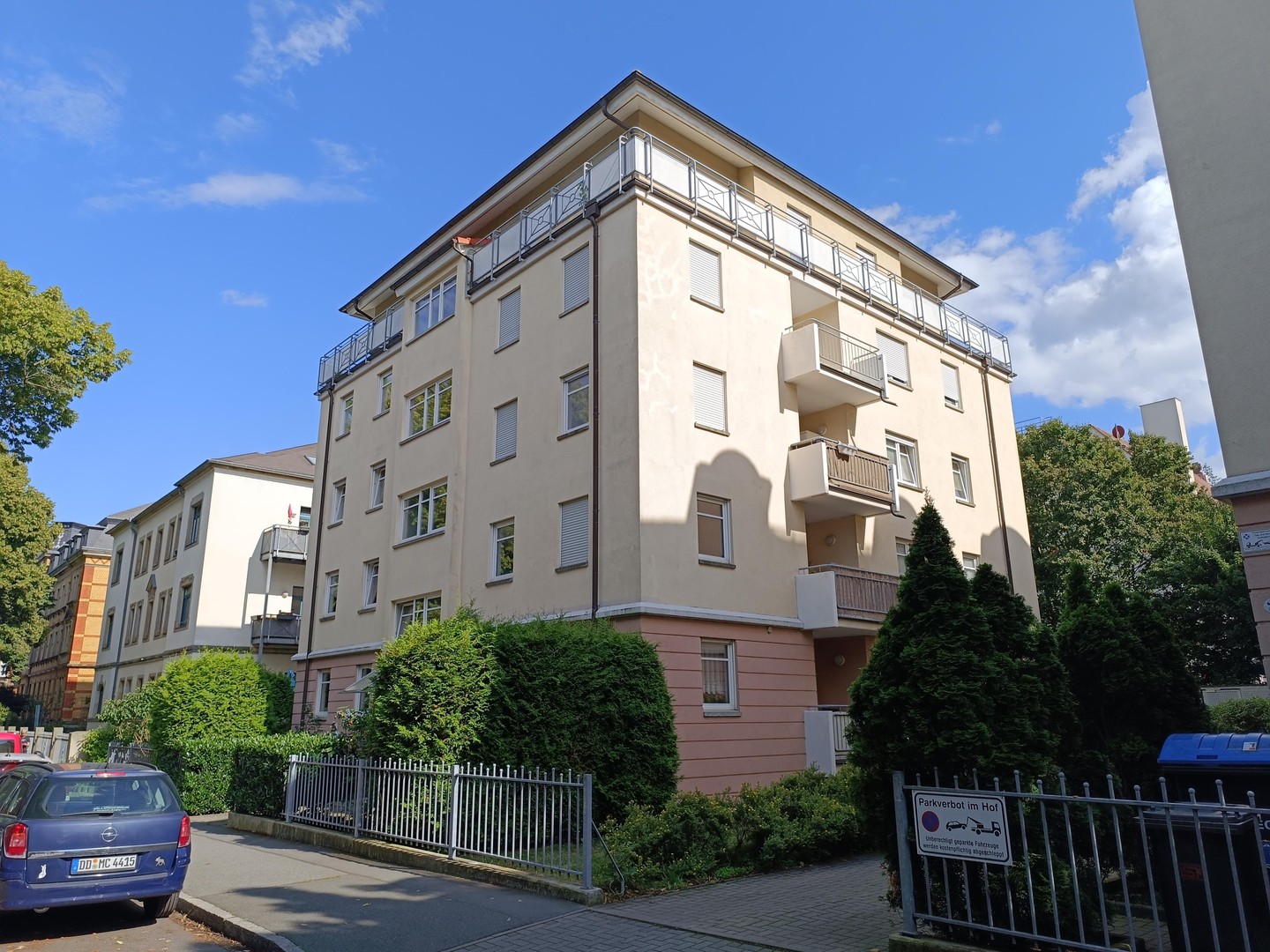 Dresden-Cotta - provisionsfrei: ruhige, moderne 1 Zimmer-Whg. mit Balkon, Einbauküche u. Tiefgarage