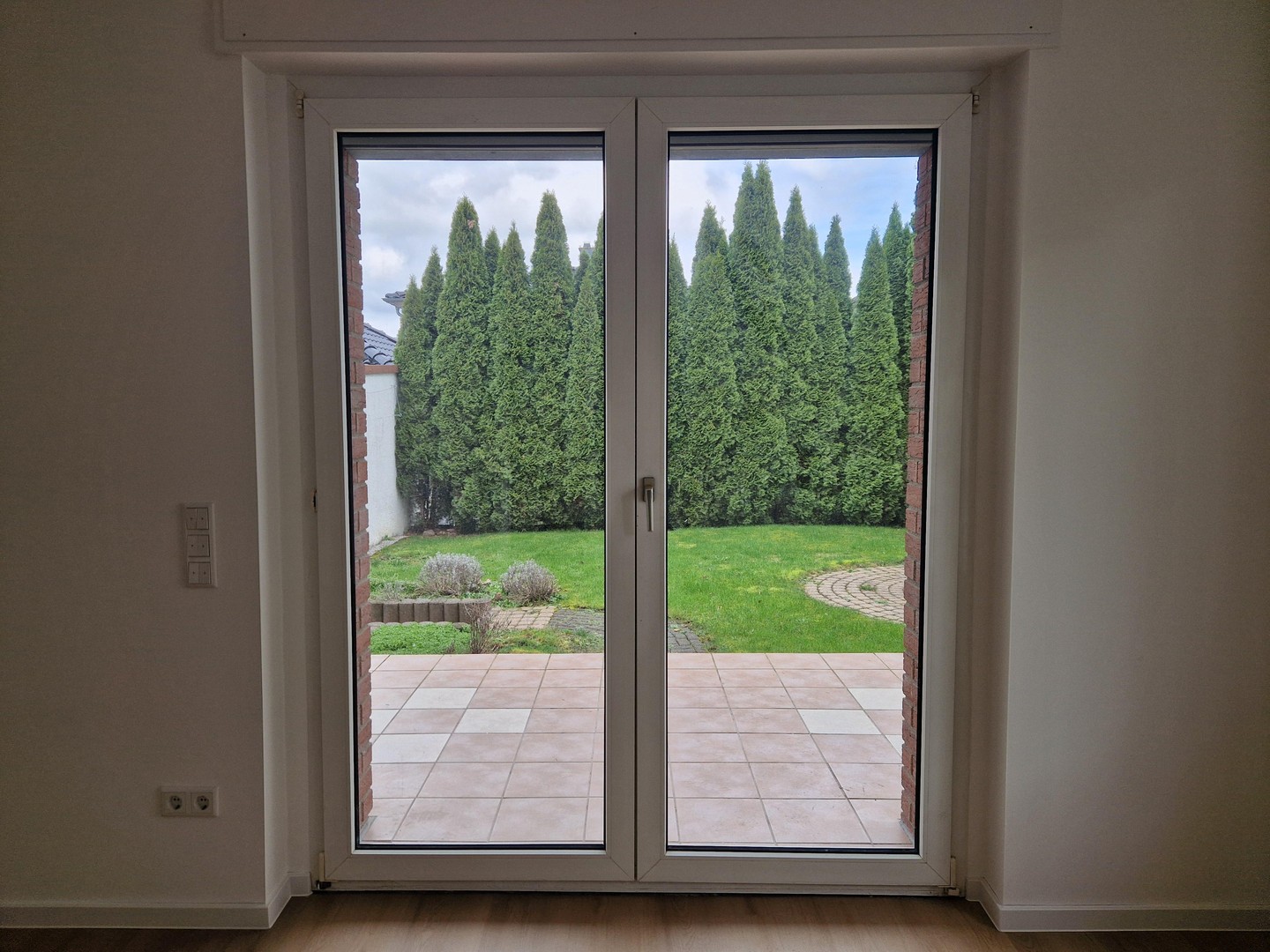 Property thumbnail 3