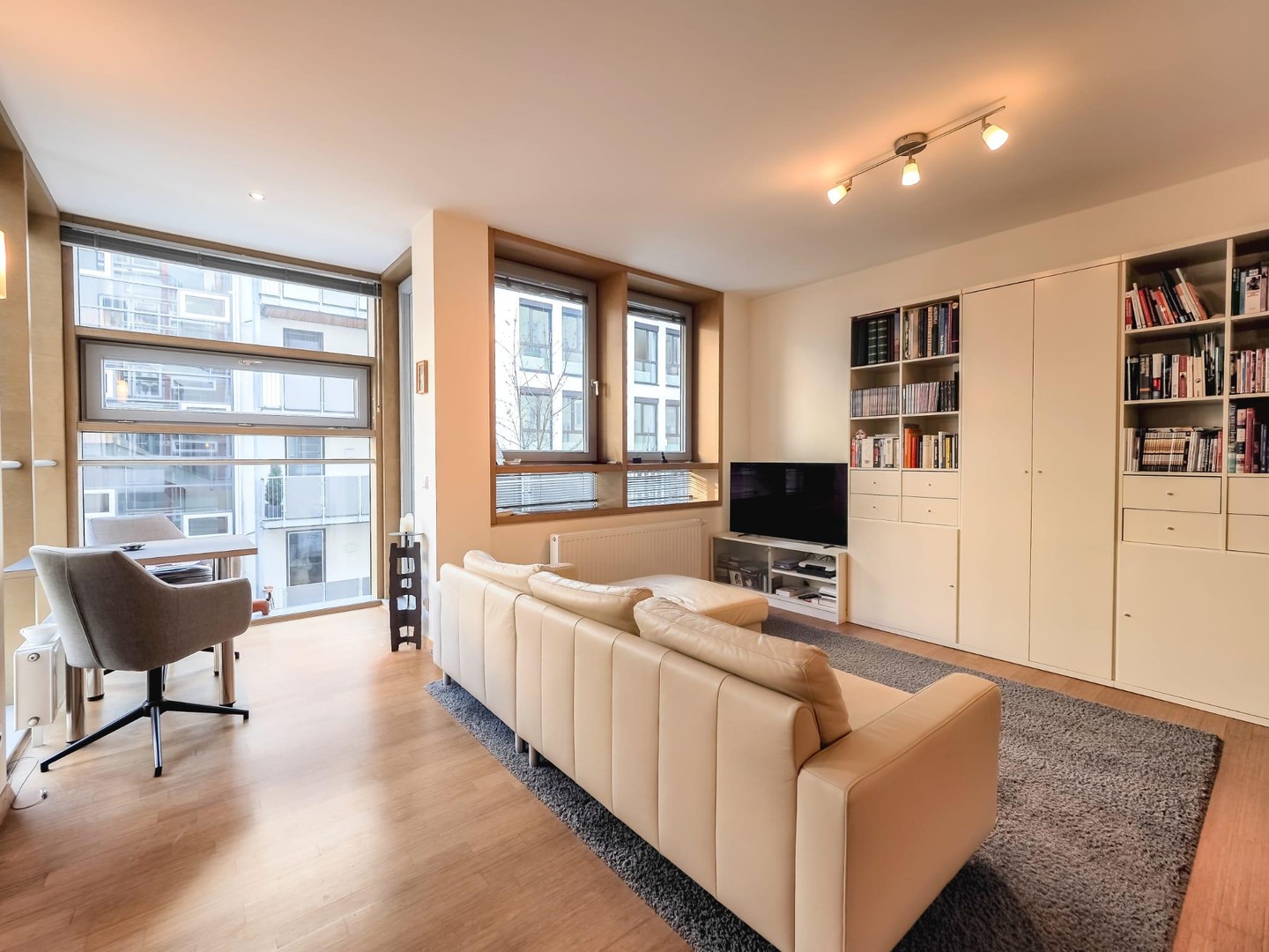 Property thumbnail 3