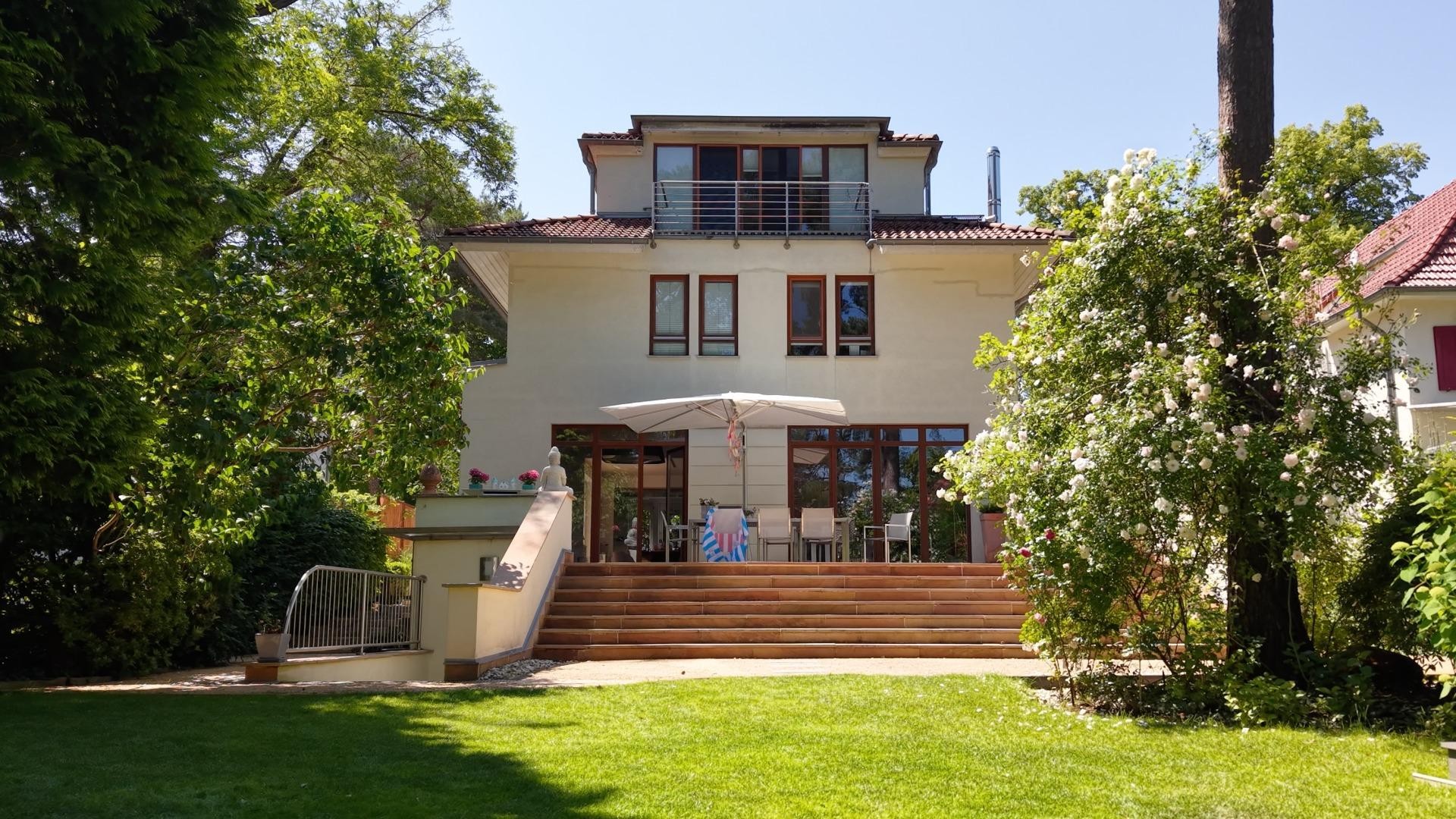 Property thumbnail 9