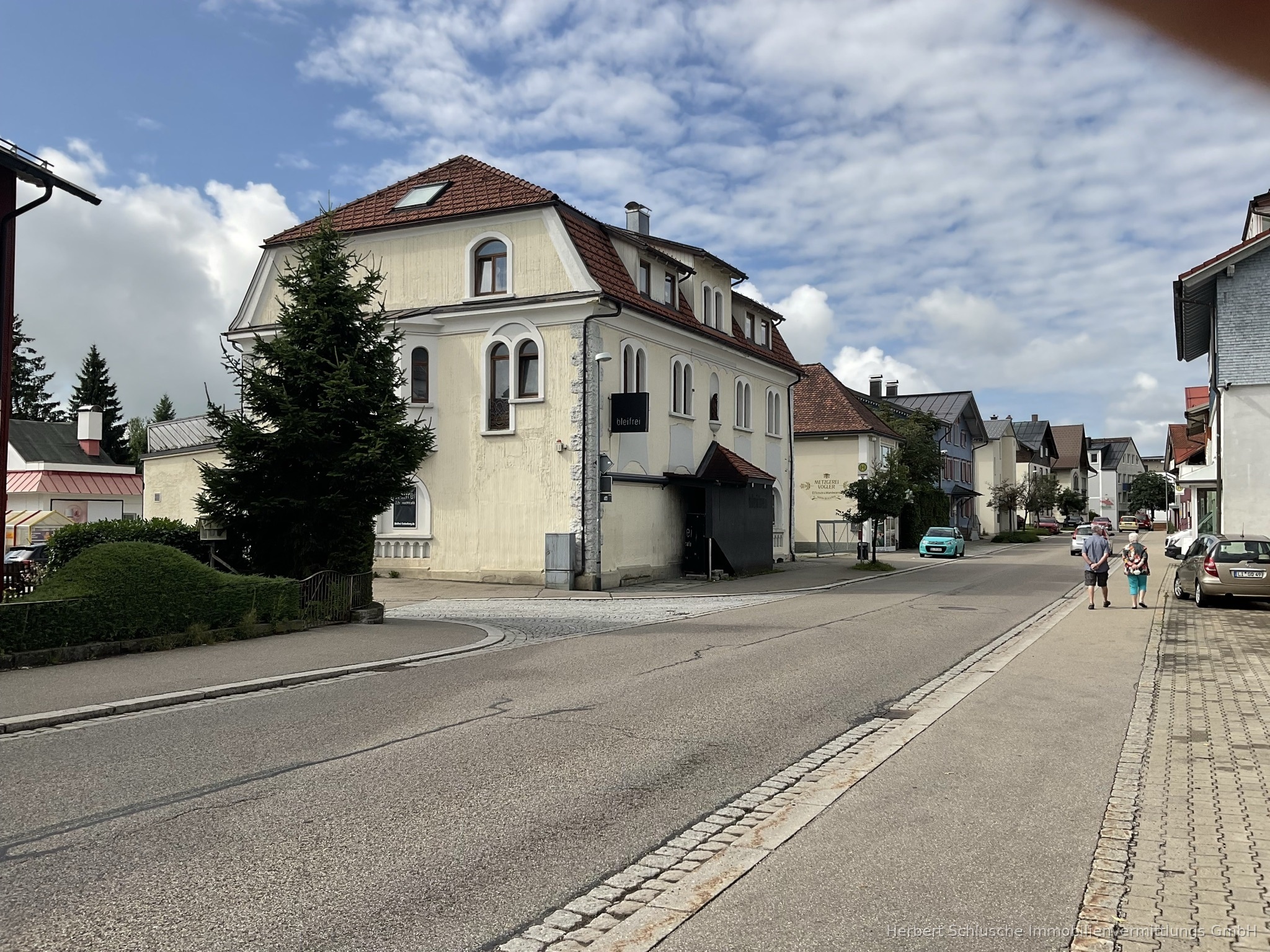 bg