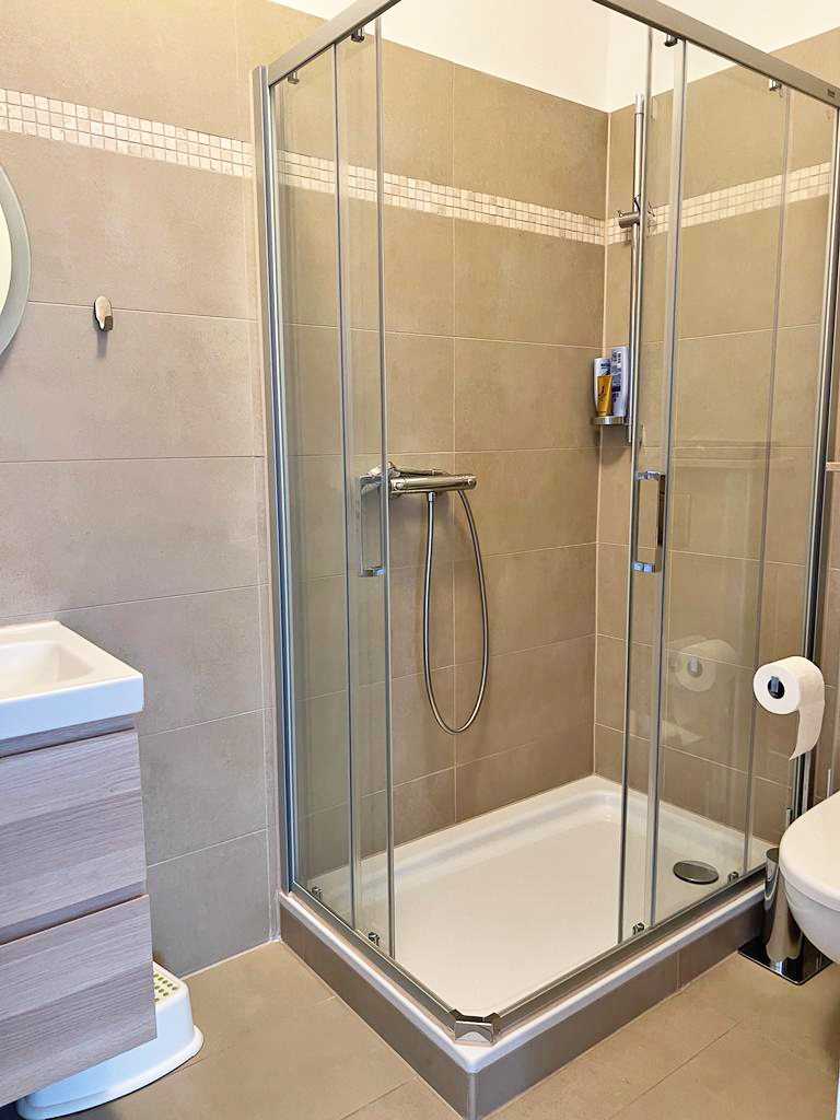 Property thumbnail 16