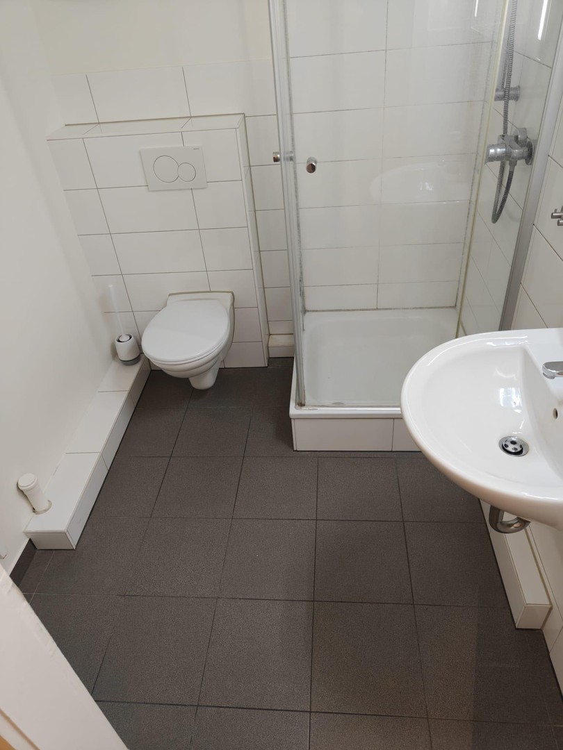 Property thumbnail 4