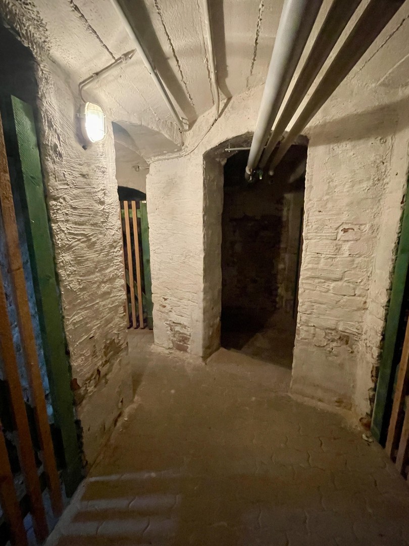 Property thumbnail 7