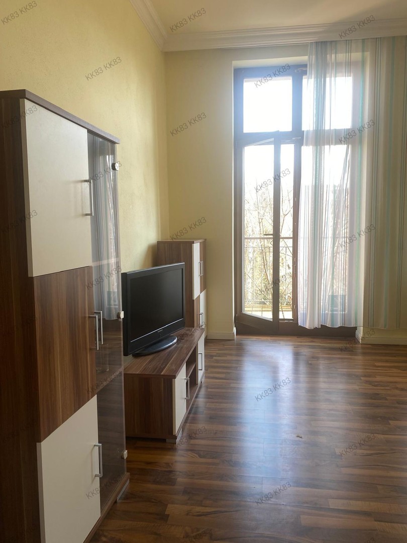 Property thumbnail 2