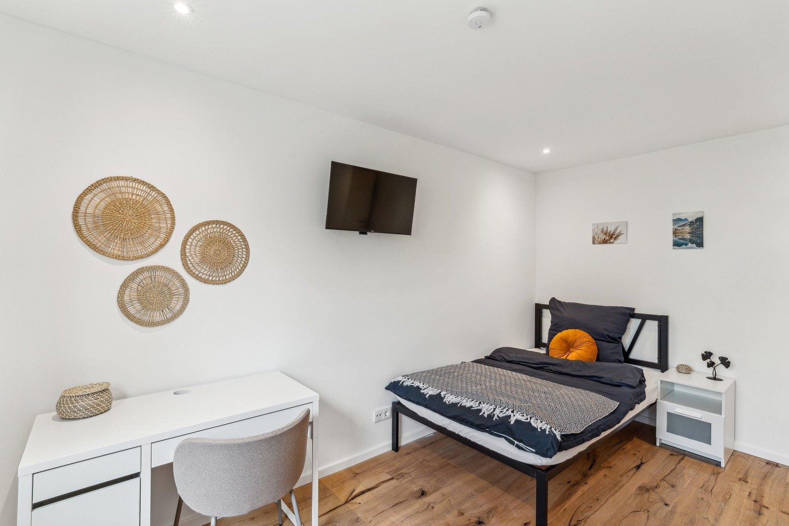 Property thumbnail 6