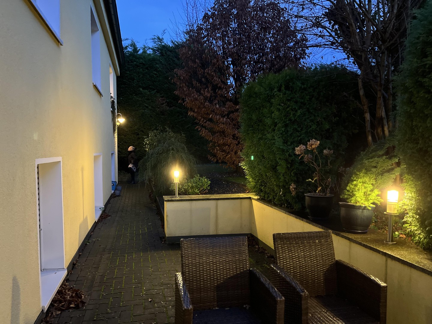 Property thumbnail 2