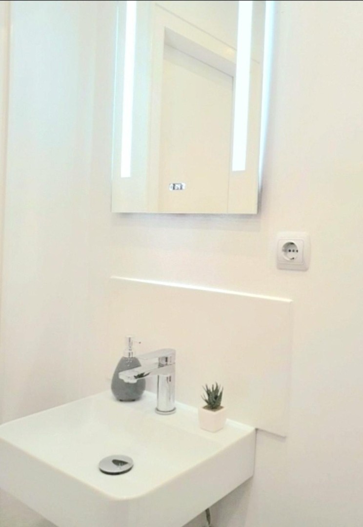 Property thumbnail 7