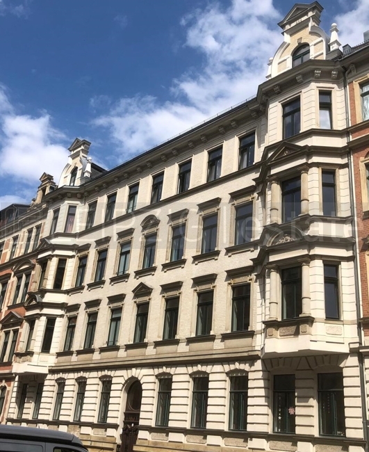 Property thumbnail 2