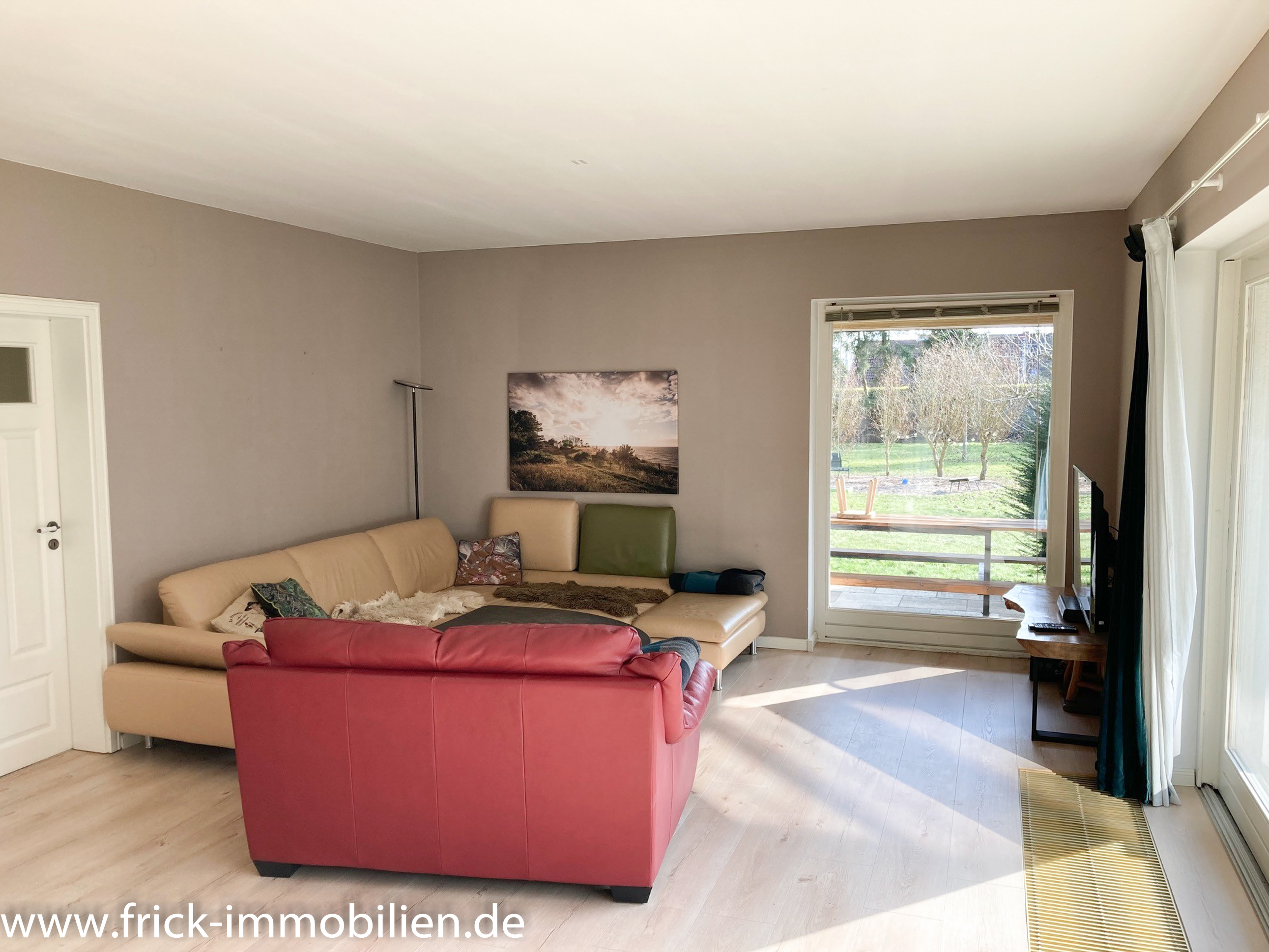 Großes Wohnhaus mit Garage und parkähnlichem Garten – Oldenburg in Holstein – Vorschaubild 20