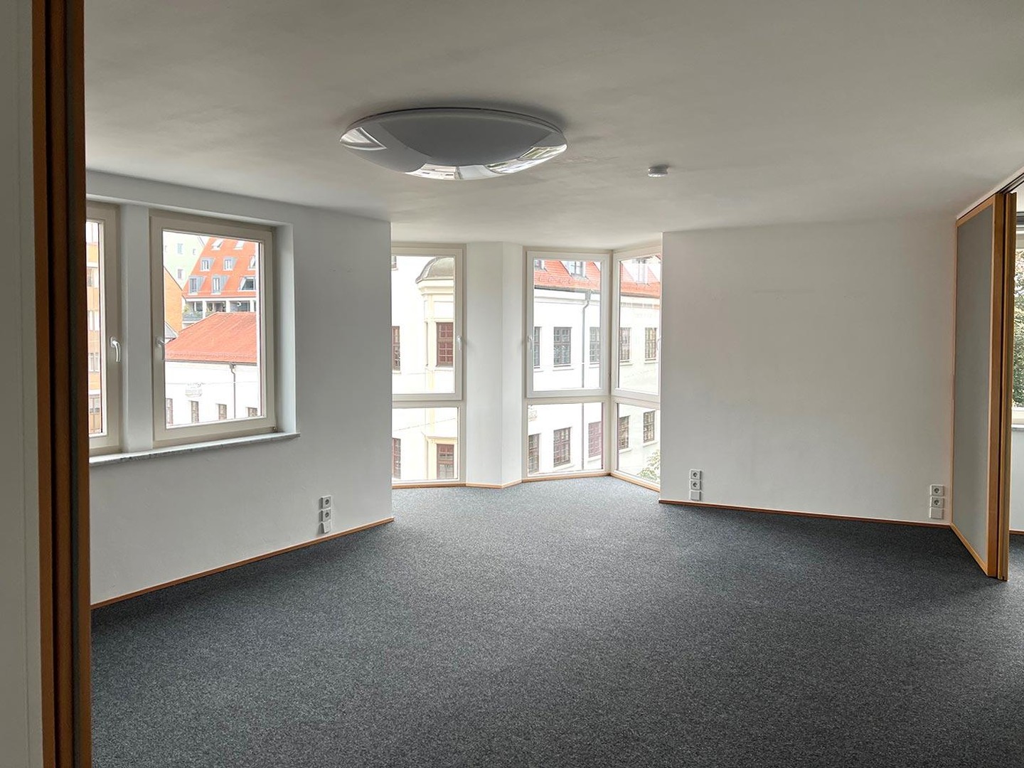 Zentral Wohnen oder Arbeiten – direkt an der Donau! – Ulm – Vorschaubild 14