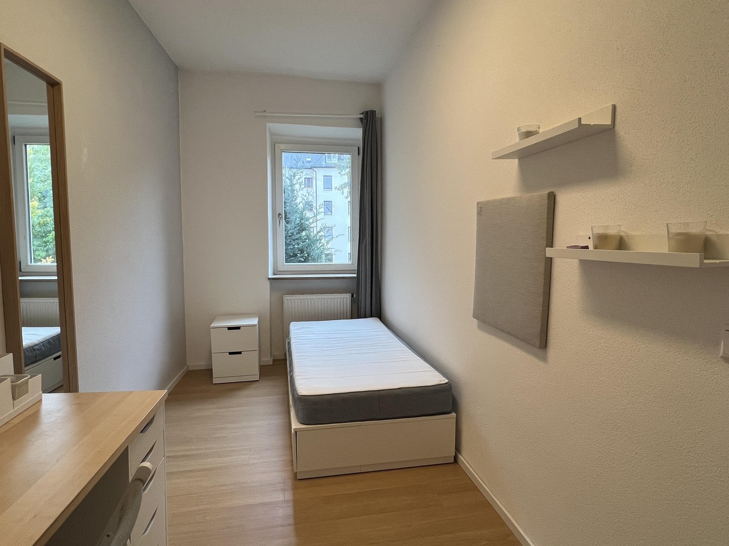 Property thumbnail 2