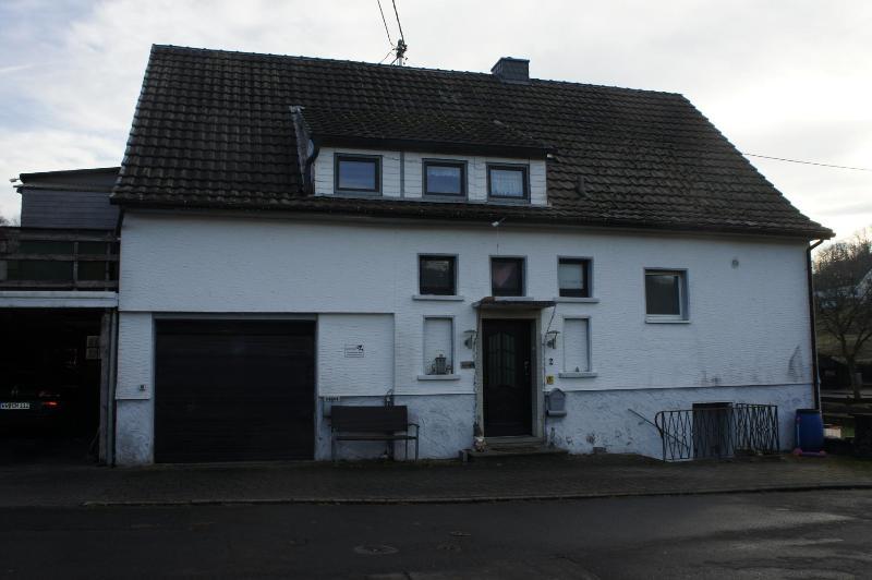 Immobilie in Limbach - ** ZWEIFAMILIENHAUS IN LIMBACH - KROPPACHER SCHWEIZ **** - Bild 1