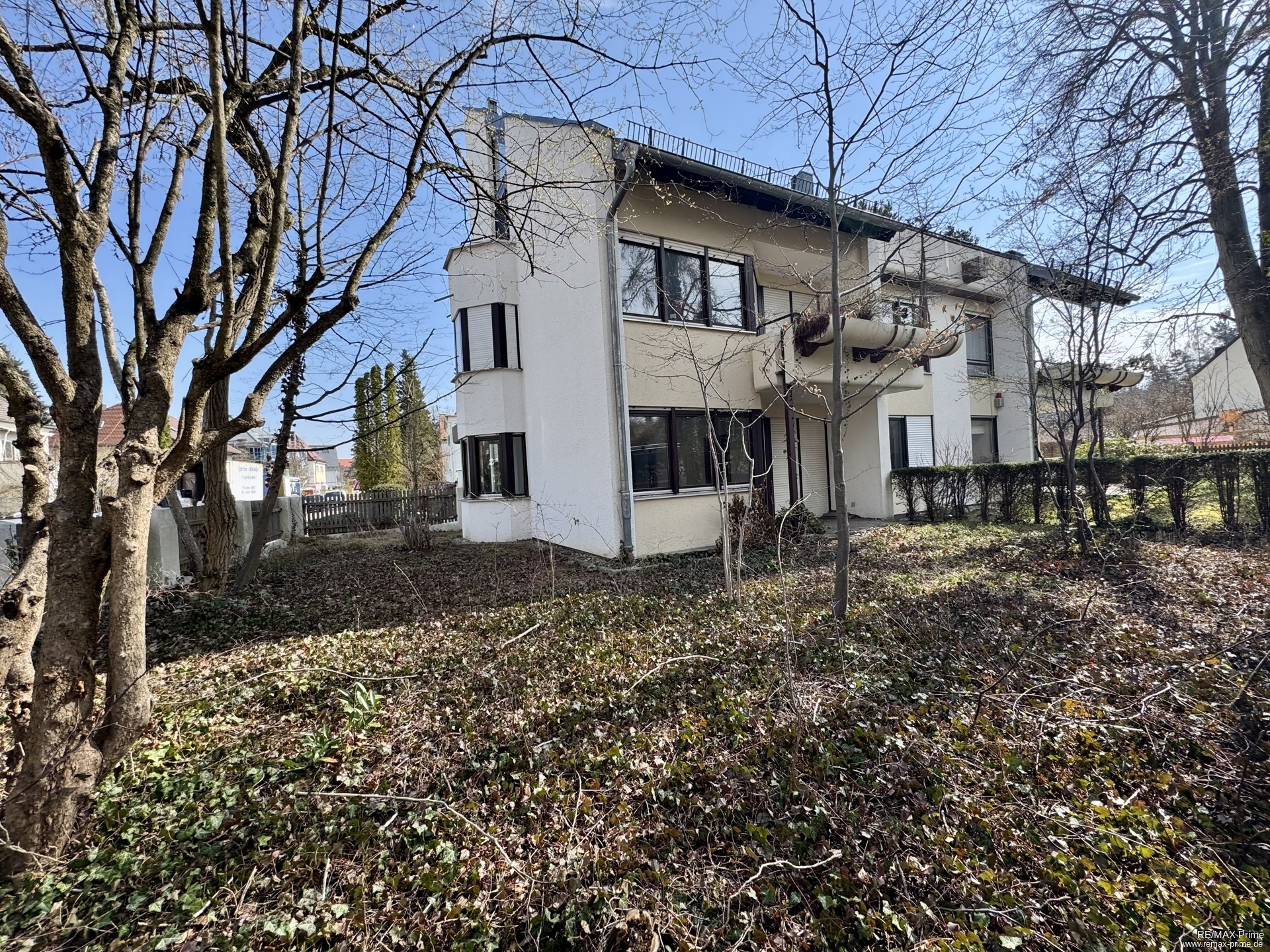 Property thumbnail 2