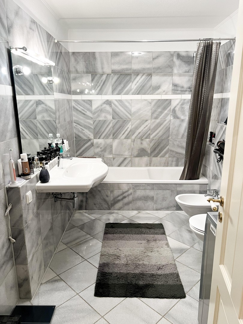 Property thumbnail 12