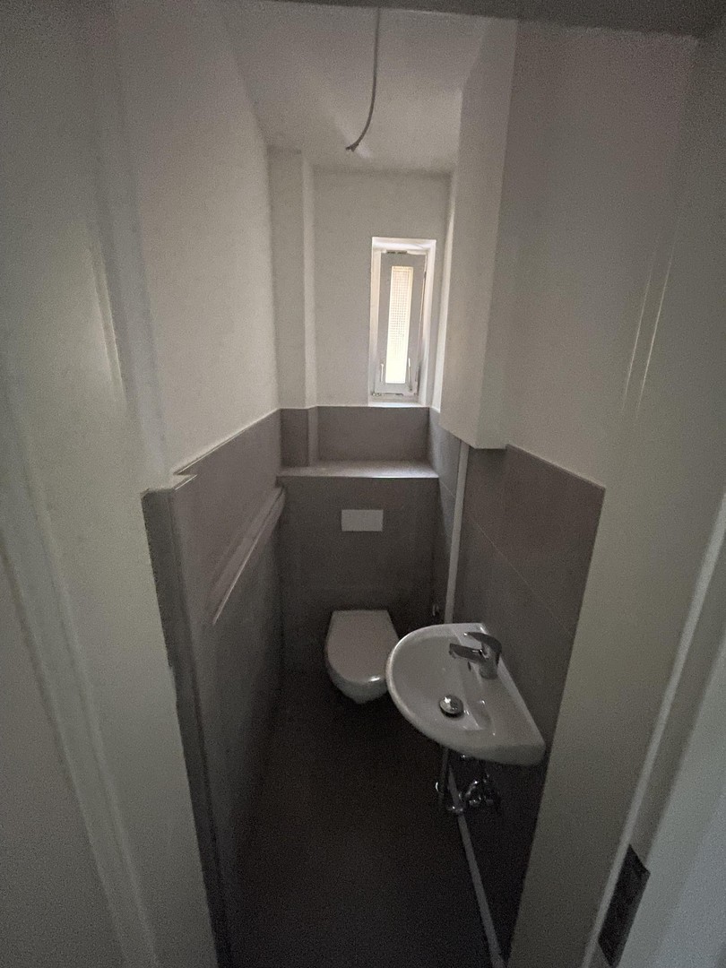 Property thumbnail 9