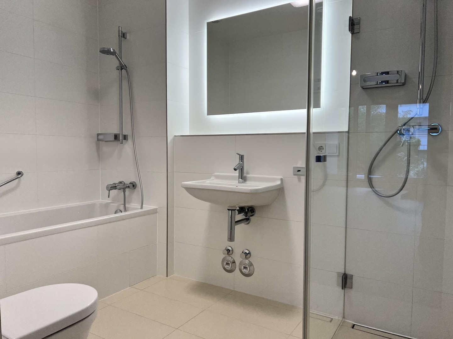 Property thumbnail 15