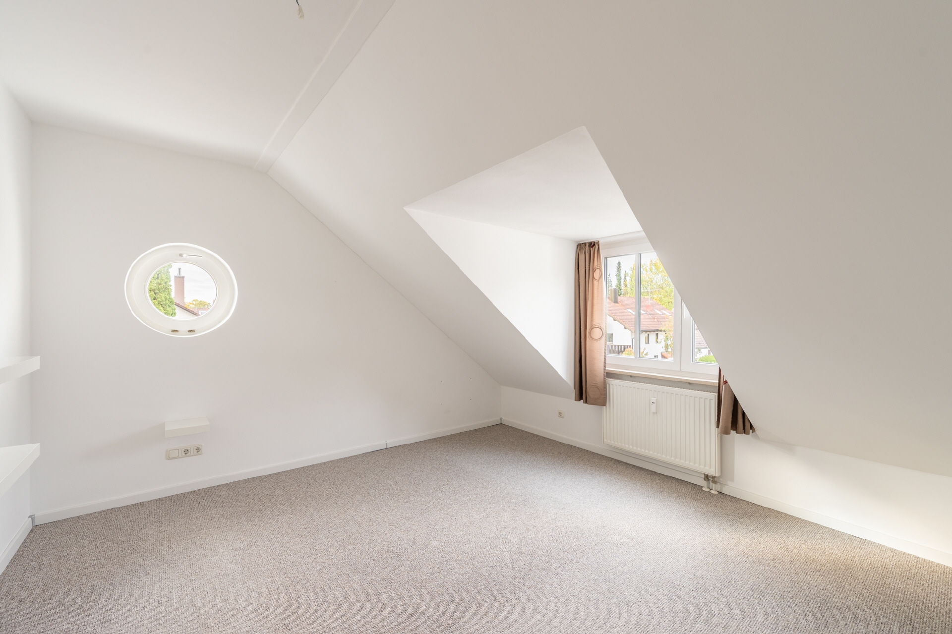 Property thumbnail 9