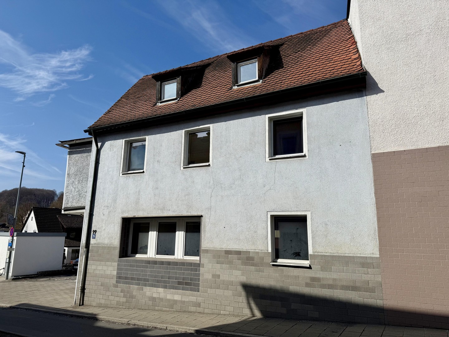 Property thumbnail 2