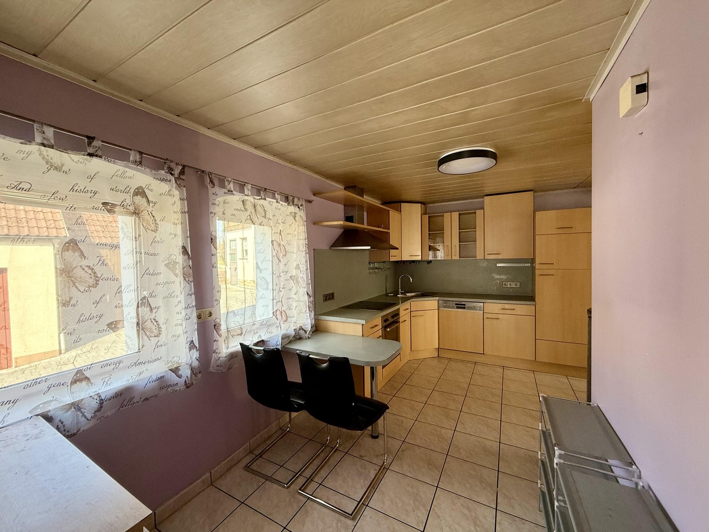 Property thumbnail 9