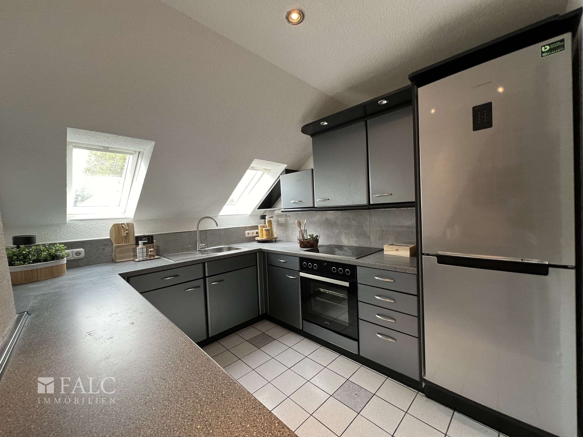 Property thumbnail 7