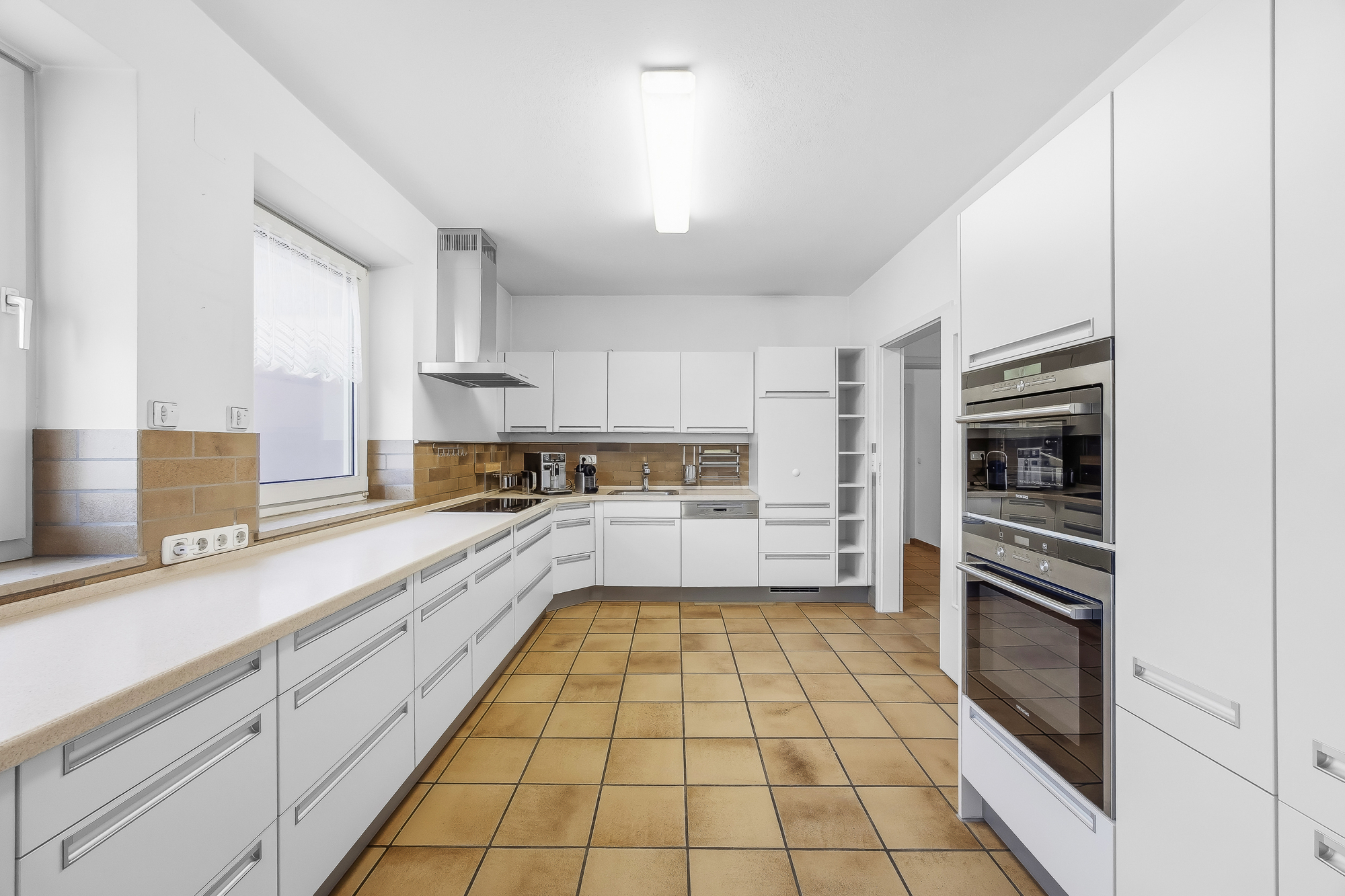 Property thumbnail 8