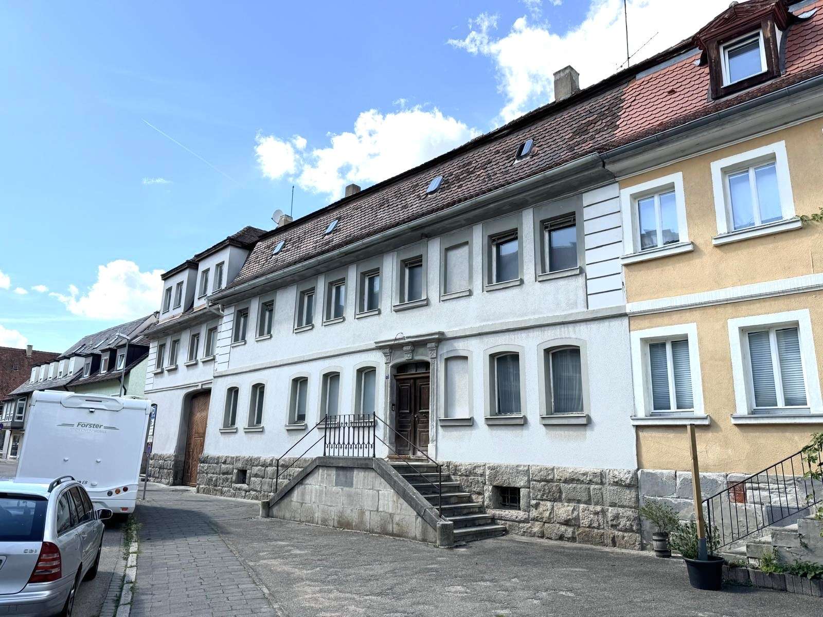 Sanierungsobjekt mit Denkmalschutz – Einzigartige Investitionschance – Bad Windsheim – Bild 1 von 15