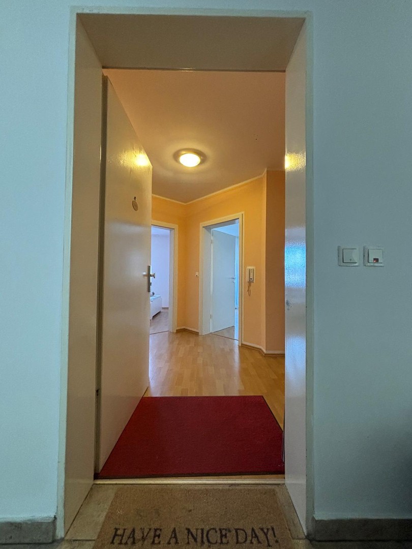 Property thumbnail 9