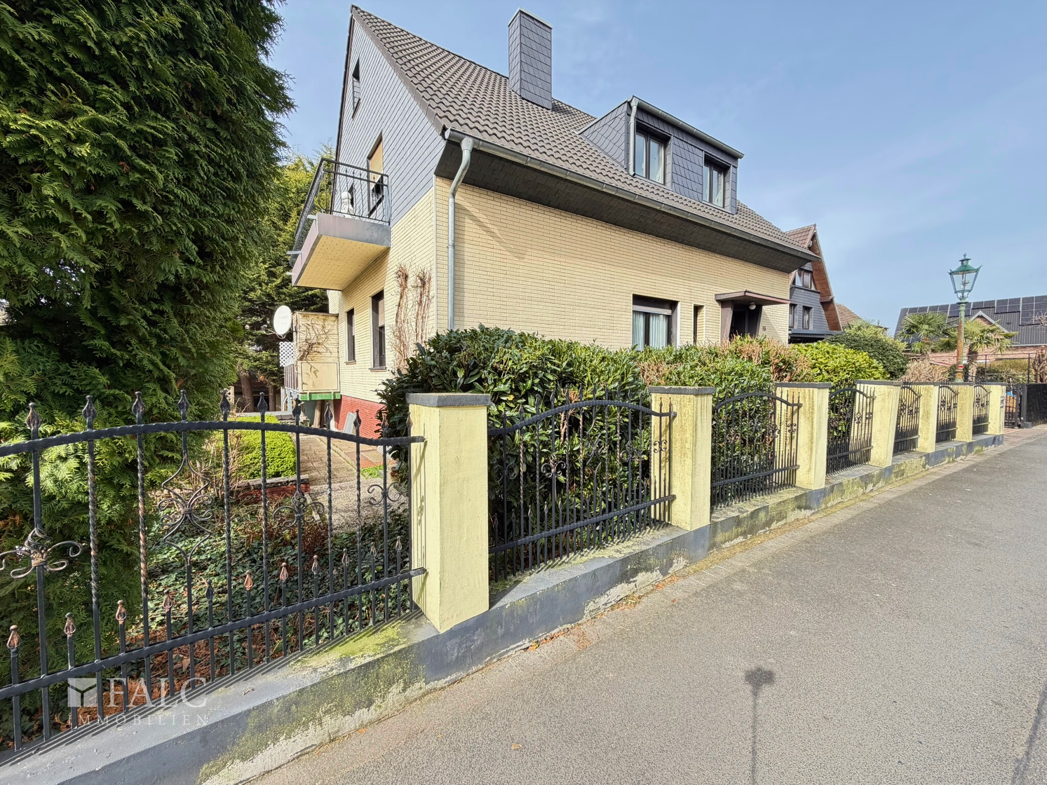 Property thumbnail 2