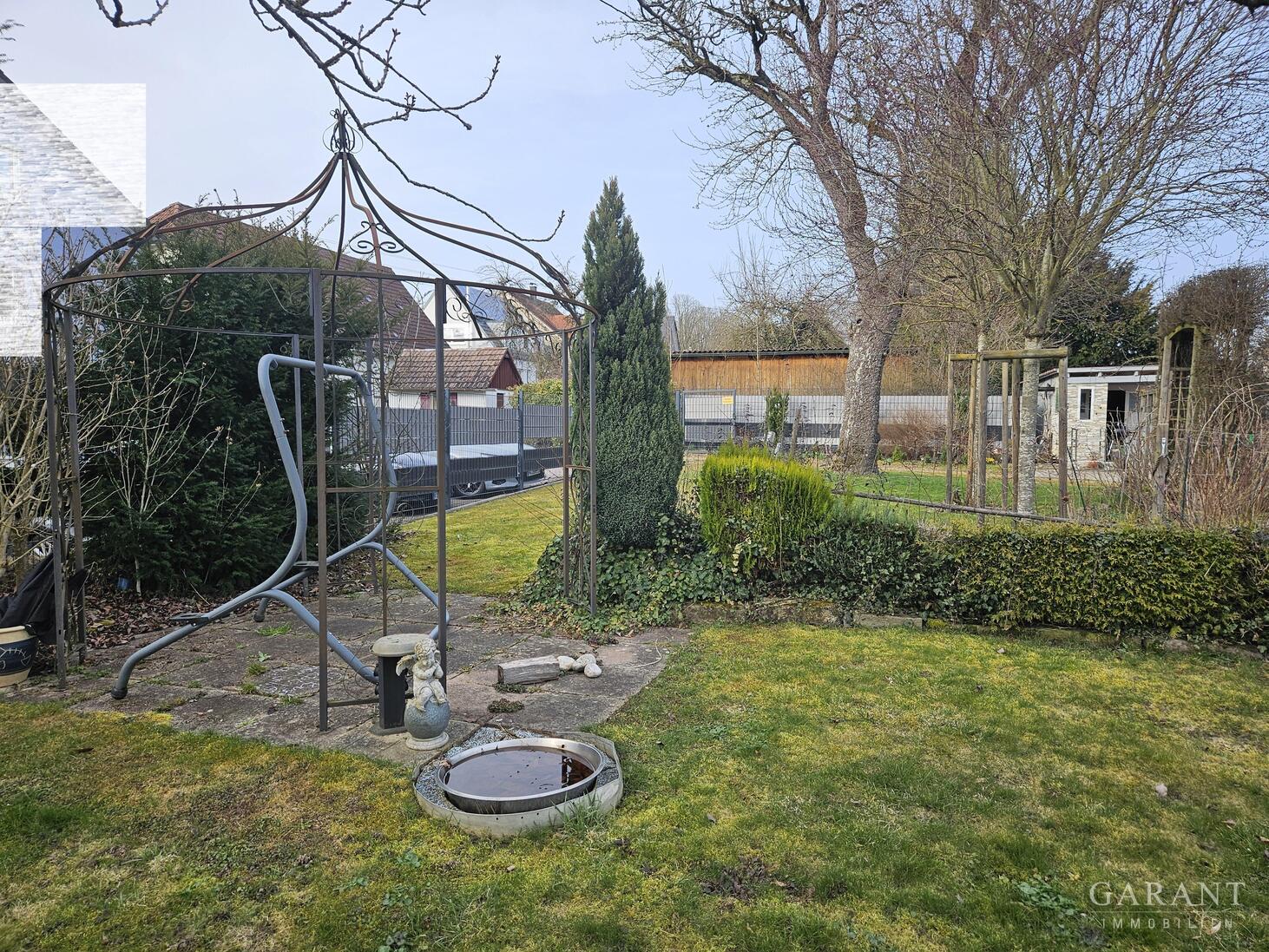 Zweifamilienhaus mit möglicher Gewerbeeinheit, Außengebäuden und traumhaft schönem Gartenpark – Empfingen – Vorschaubild 17