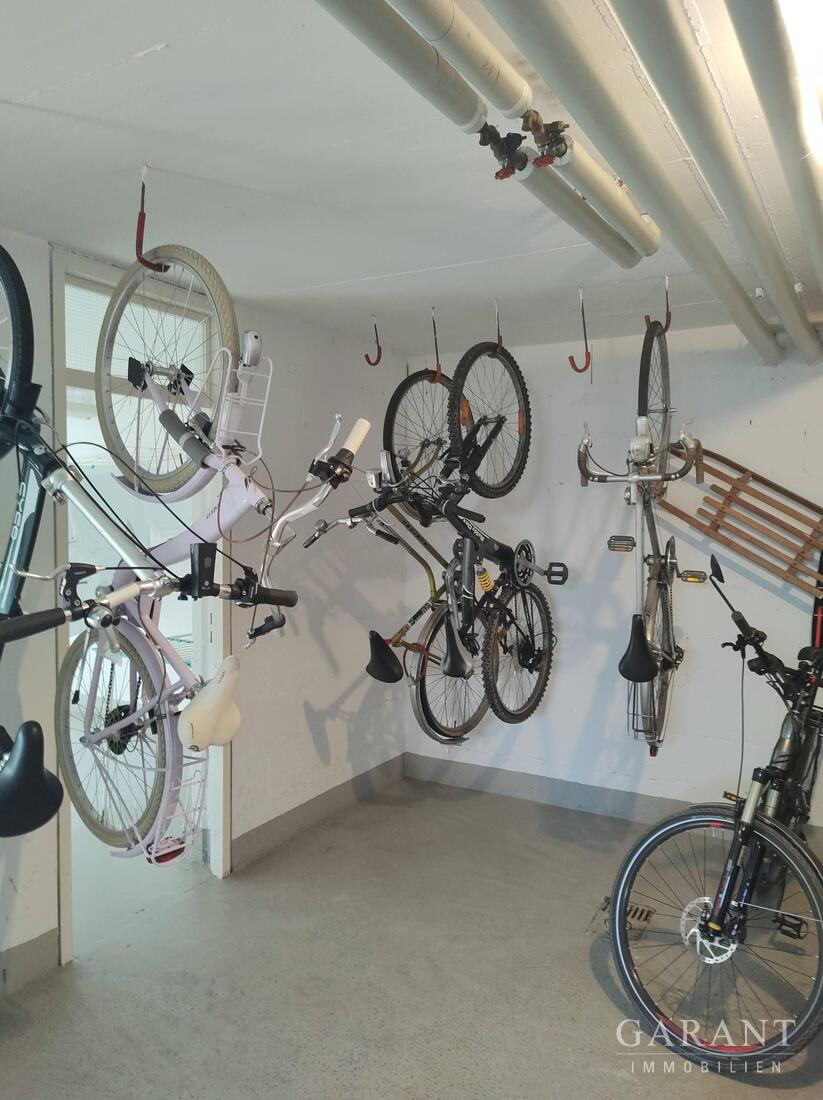 Sonnige 2-Zimmer-Wohnung mit Balkon, Aufzug und Garagenstellplatz in Pforzheim-Sonnenhof – Pforzheim – Vorschaubild 5