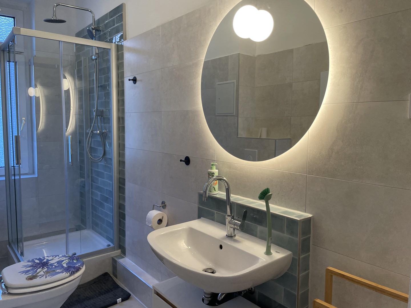 Property thumbnail 3