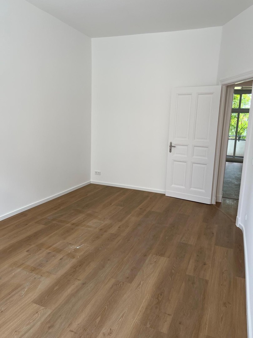 Property thumbnail 12