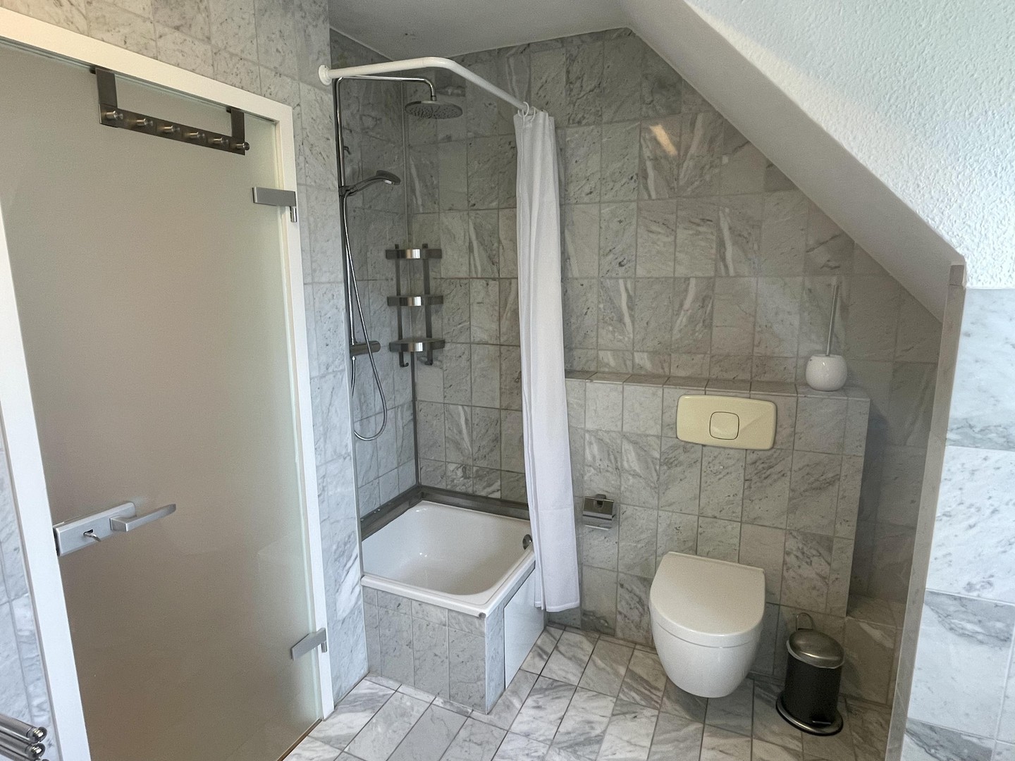 Property thumbnail 12