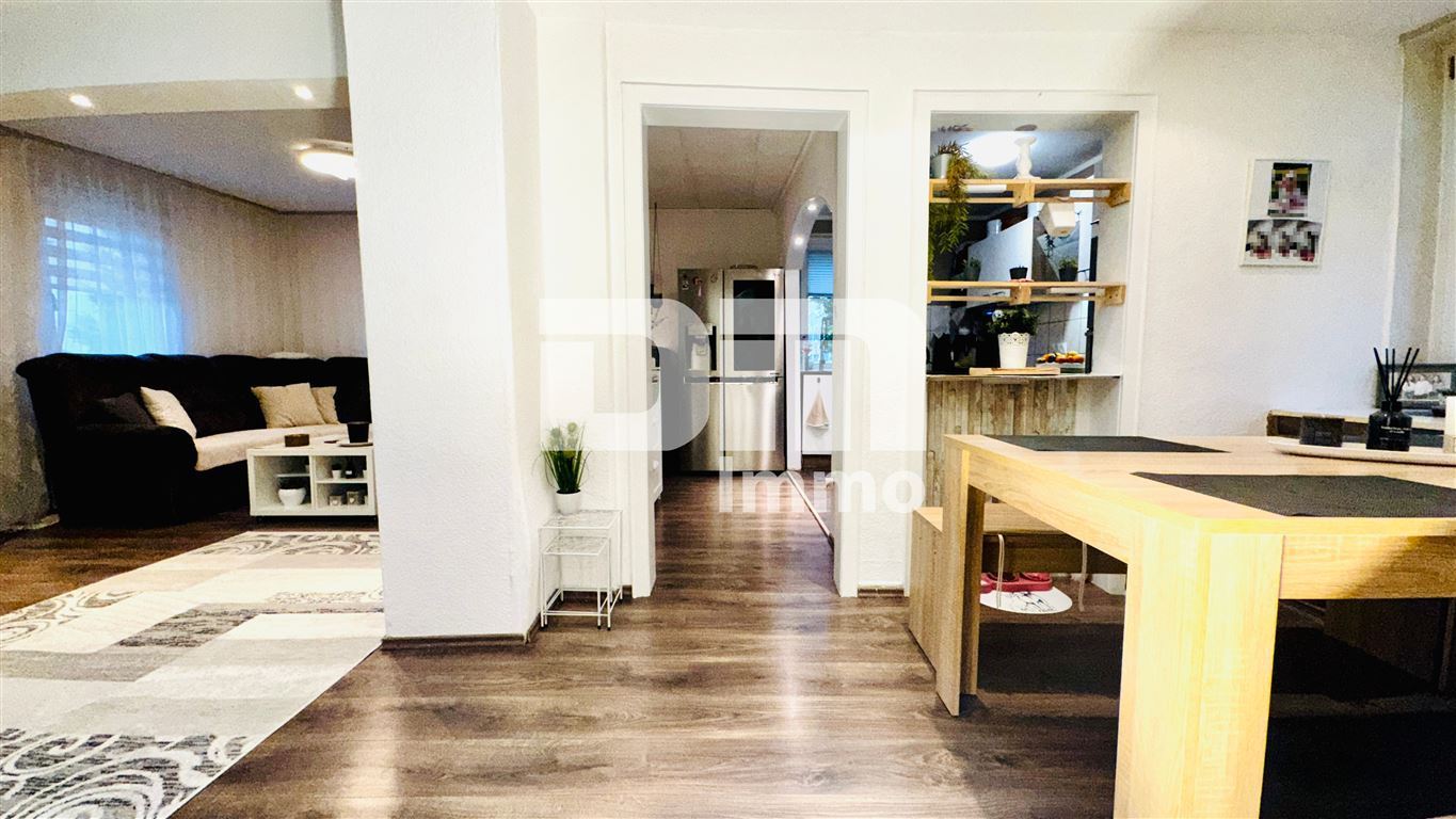 Schönes Ein- bis Zweifamilienhaus mit Gartenbereich, Terrasse + Balkon und Doppelgarage – Kassel – Vorschaubild 12