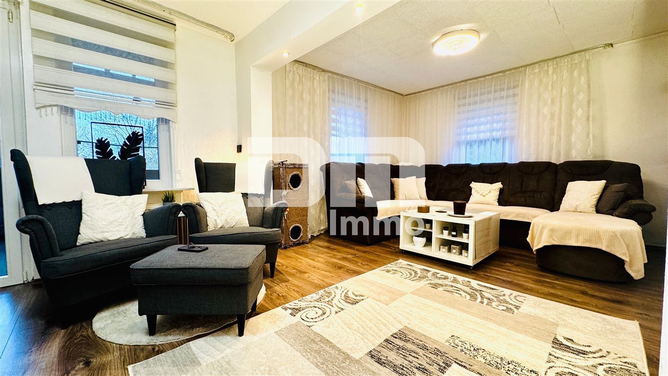 Schönes Ein- bis Zweifamilienhaus mit Gartenbereich, Terrasse + Balkon und Doppelgarage – Kassel – Vorschaubild 13