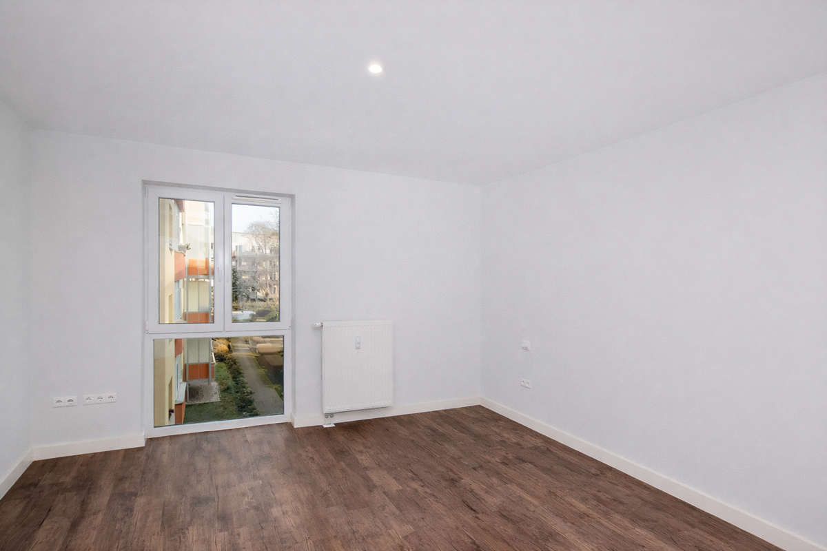 Property thumbnail 12