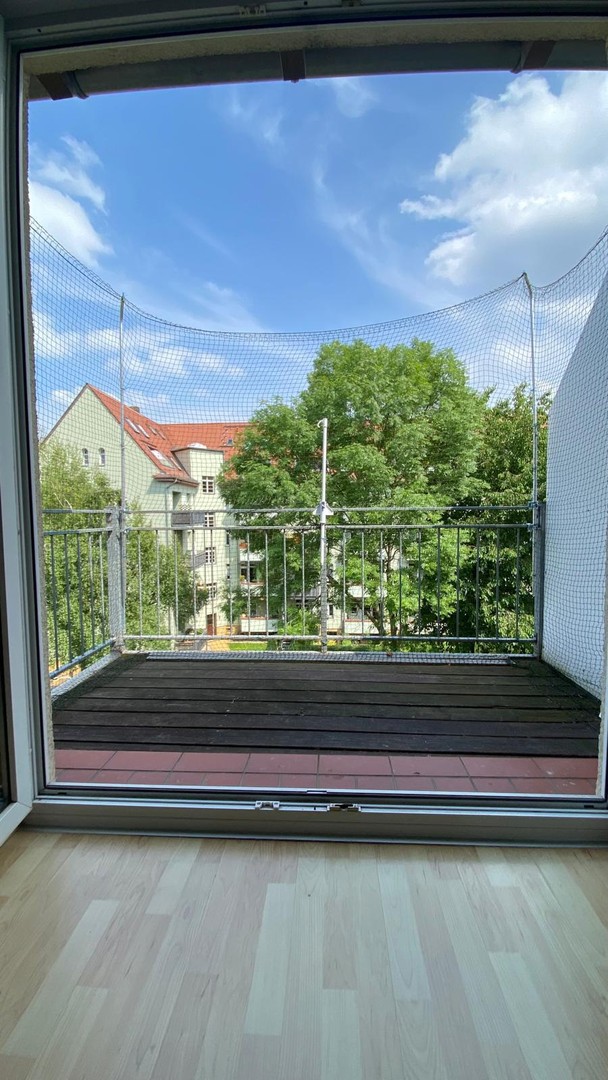 Property thumbnail 12