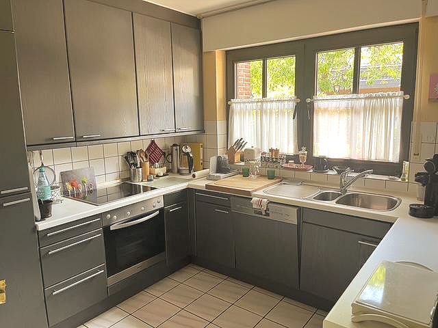 Besondere Doppelhaushälfte mit Garten, Kamin und Doppelgarage in Sackgassenlage von Friemersheim! – Duisburg – Vorschaubild 8