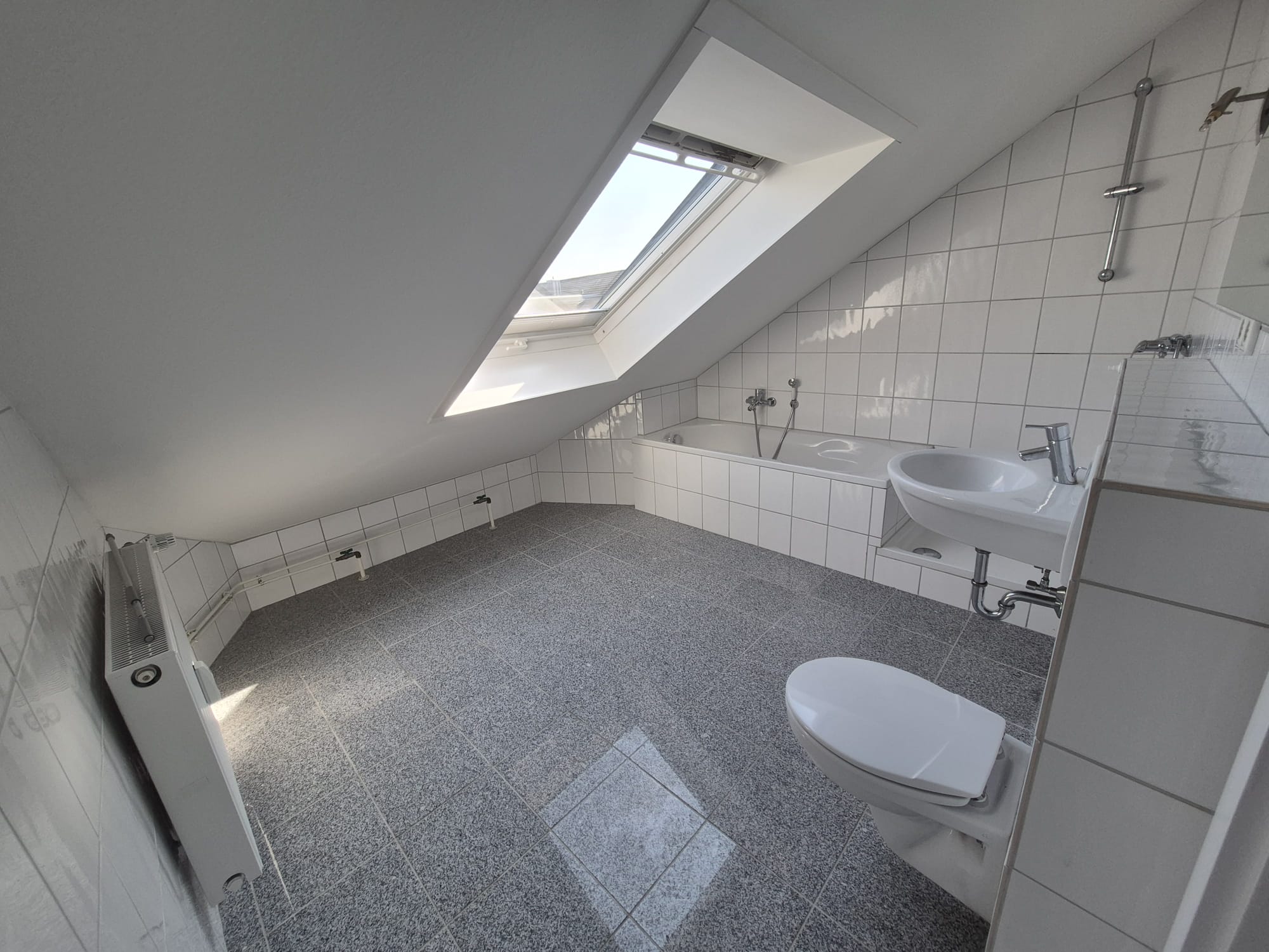 Vorschau!! Super Tolle DG Whg mit Terrasse und EBK – Karlsruhe – Vorschaubild 6